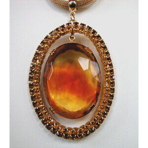 Vintage Gold Tone Pendant Necklace With Amber Colored Faceted Stone Oval